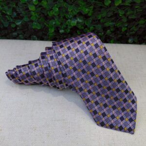 Gravata Trabalhada Lilás com prata